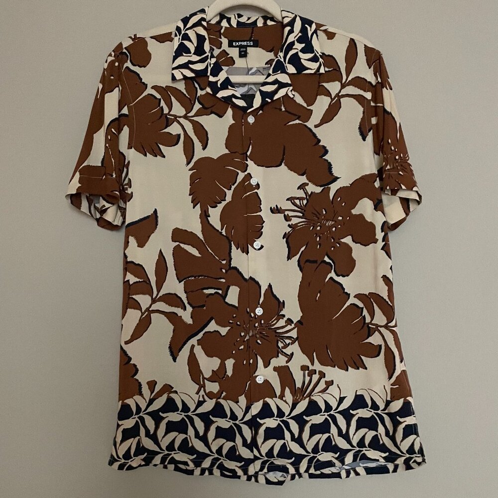 Express, XS, Hawaiian Style, Rayon feel, lightweight Summer Shirt.